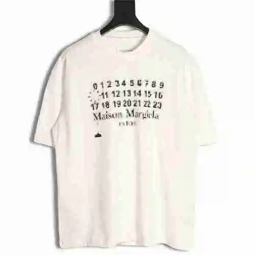 Camiseta de manga corta Maison Martin Margiela MM6 Mosaic Calendar