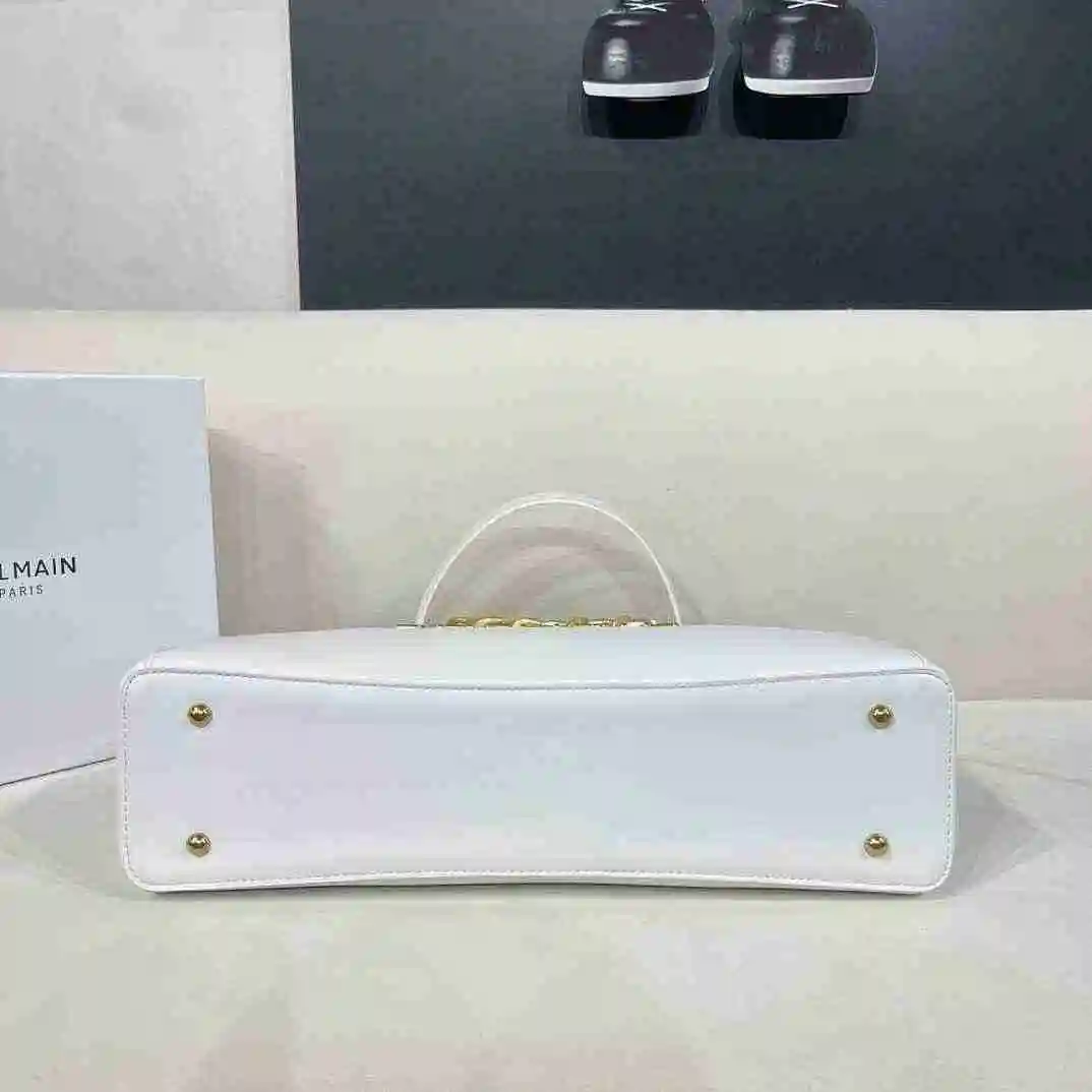 LO002450 (3).webp