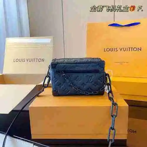 El bolso de cadena exclusivo para hombres está hecho de material de lona importado, con una bolsa de