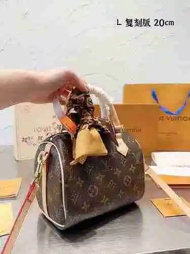La bolsa de almohada está hecha de material de lona importado, con una bolsa de regalo de entrega de
