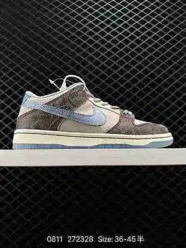 Las zapatillas Nike Dunk Low de la serie Nike SB son zapatillas retro. Como zapatillas de baloncesto