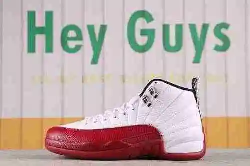 Air Jordan 12 "Cherry" Número de producto: CT8013-116 Jordan 12 High Top Cherry Tamaño: 40