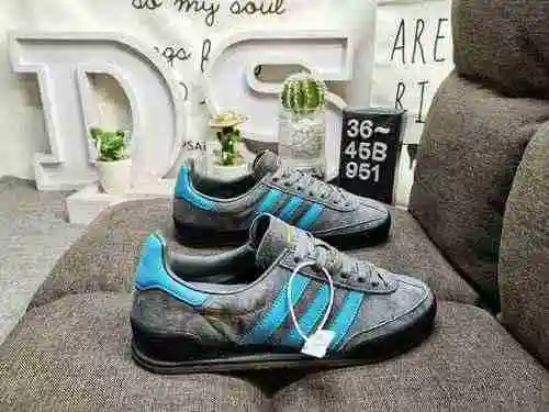 The 951D company grade AD Originals Jeans retro low top fashion board shoe doesn't look like the cur