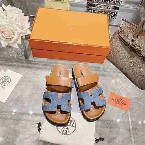 Hermes Código Pareja: 0808C00 Talla: Mujer 35-39 (Mujer 40 Personalizado) Hombre 39-44