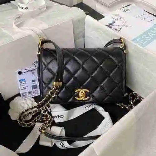 El bolso con cadena Chanel Xiaoxiang está hecho de cuero original importado de primer nivel y una ve
