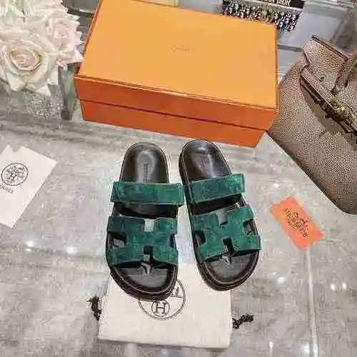 Hermes Código Pareja: 0808C00 Talla: Mujer 35-39 (Mujer 40 Personalizado) Hombre 39-44