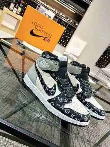 Marca LV Co * Código de calzado para hombre: 0328B70 Tamaño: 38-45 (45 se puede personalizar)