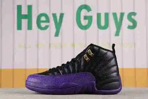 Air Jordan 12 Número de producto: CT8013-057 Jordan 12 High Top Negro Púrpura Tamaño: 40-47.5
