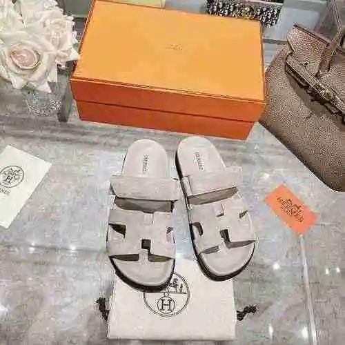 Hermes Código Pareja: 0808C00 Talla: Mujer 35-39 (Mujer 40 Personalizado) Hombre 39-44
