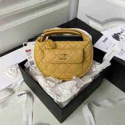 El bolso CH Chanel está hecho de cuero original importado de primer nivel y una versión réplica de a
