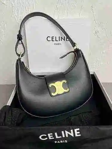 La bolsa para las axilas está hecha de piel de vaca original importada, con una bolsa de regalo de e
