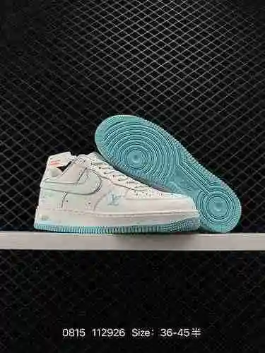 3 auténticas zapatillas informales, versátiles y de caña baja Nike Air Force Low Air Force One. Con 