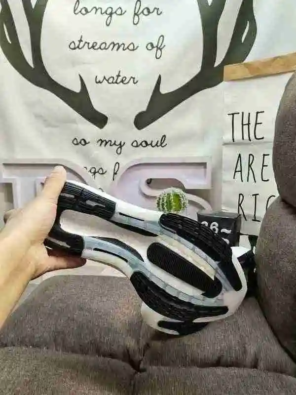 ,