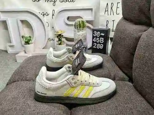 The 289DWales Bonner X Adidas Samba co branded retro sneaker features a simple color scheme paired w