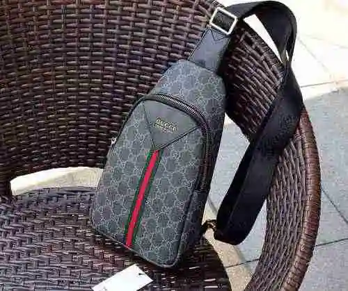 GUCCI Bolso de pecho para hombre Gucci hecho de material de lona importado, bolsa de regalo de entre