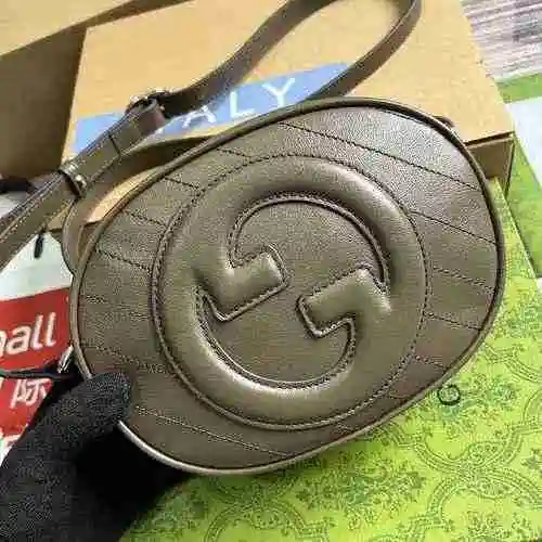 El bolso bandolera GUCCI Gucci está hecho de cuero original importado de primer nivel y una versión 