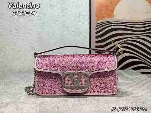 El bolso está hecho de cuero original importado de primer nivel y una réplica de alta gama para su e