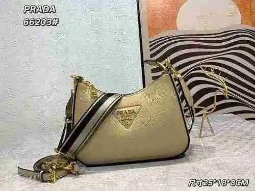 El bolso cruzado está hecho de cuero original importado de primer nivel y una versión réplica de alt