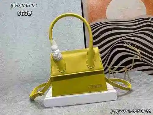 El bolso está hecho de cuero original importado de primer nivel y una réplica de alta gama para su e