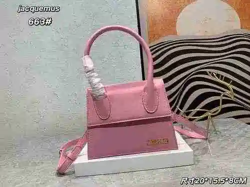 El bolso está hecho de cuero original importado de primer nivel y una réplica de alta gama para su e