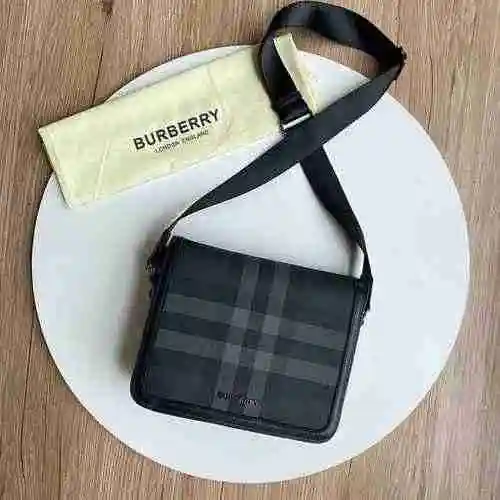 Bolso bandolera Burberry para hombre hecho de material de lona importado, bolsa de regalo con entreg