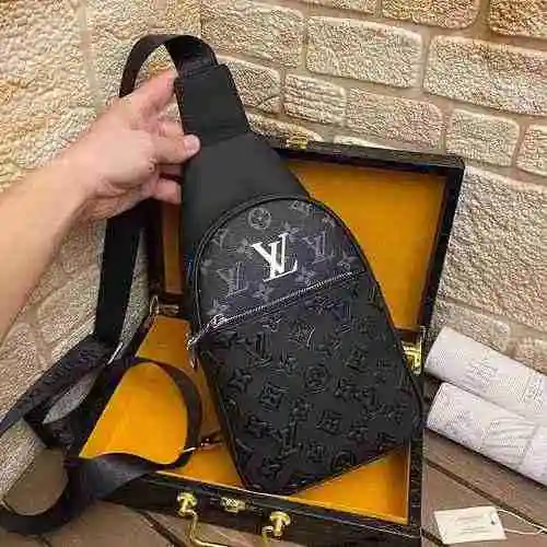 Bolso de pecho para hombre LV hecho de material de lona importado, bolsa de regalo de entrega de alt