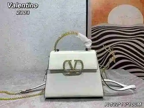 El bolso está hecho de cuero original importado de primer nivel y una réplica de alta gama para su e