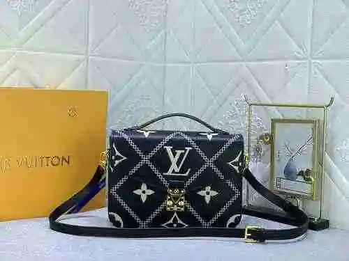 El bolso cruzado está hecho de material de lona importado, con una bolsa de regalo de entrega de alt