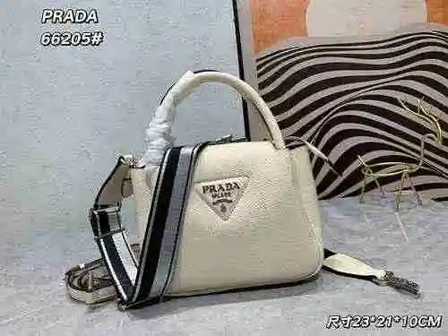 El bolso está hecho de cuero original importado de primer nivel y una réplica de alta gama para su e