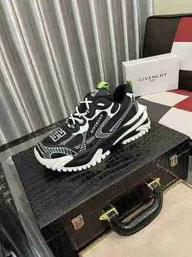 Zapato de hombre Givenchy Código: 0820C10 Talla: 38-44
