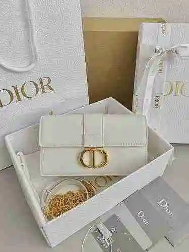 El bolso de hombro DIOR Dior adopta una versión de alta gama de cuero original importado de primera 