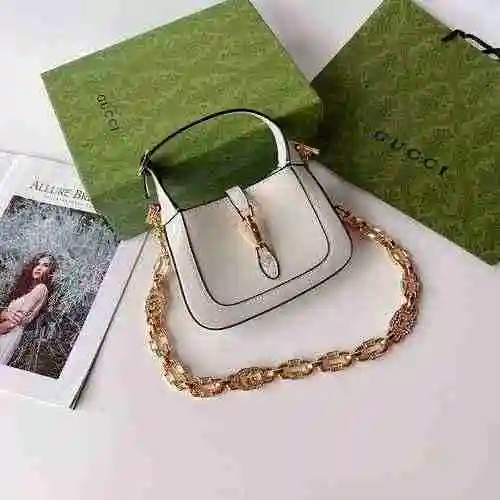Bolso GUCCI Gucci para axila hecho de material de lona importado, bolsa de regalo de entrega de alta