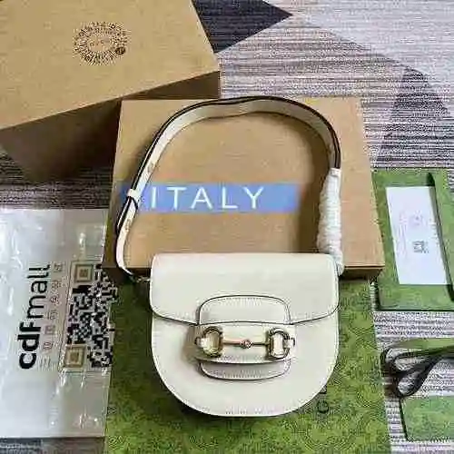 GUCCI Gucci Saddle Bag adopta una versión de alta gama de cuero original importado de primera calida