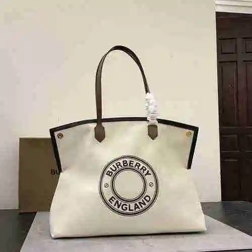 El bolso de compras de Burberry adopta una versión de alta gama de cuero original importado de prime