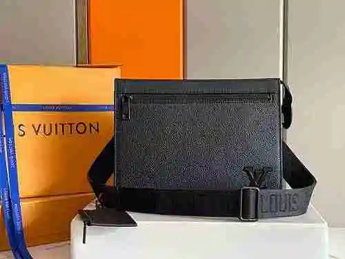 El bolso cruzado exclusivo para hombre de LV está hecho de cuero original importado de primer nivel 
