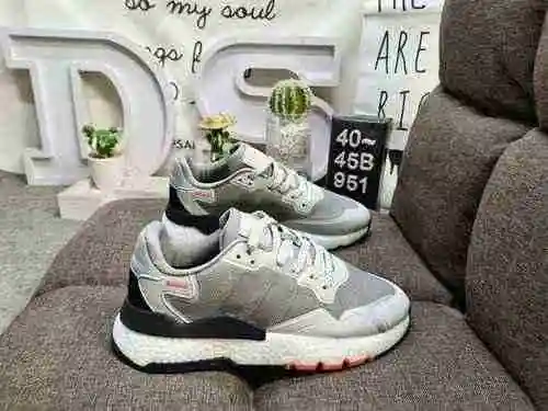 951D company level Adidas Nite Jogger 2019 Boost earth color barcode Wang Jiaer endorses the knitted