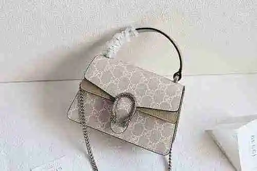 GUCCI Gucci Chain Bag adopta cuero original importado de primer nivel y una versión de réplica de al