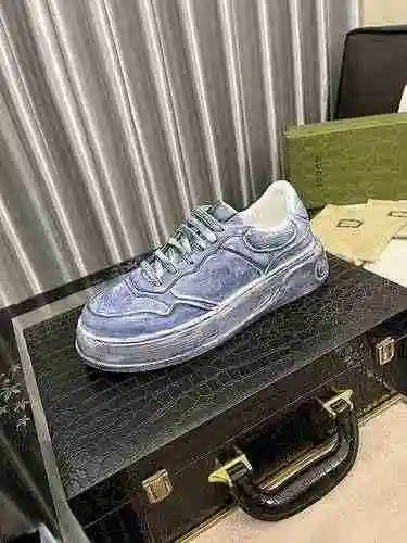 Código de calzado GUCCI para hombre: 0820D20 Talla: Mujer 35-39 (34/Mujer 40 personalizado) Hombre 3