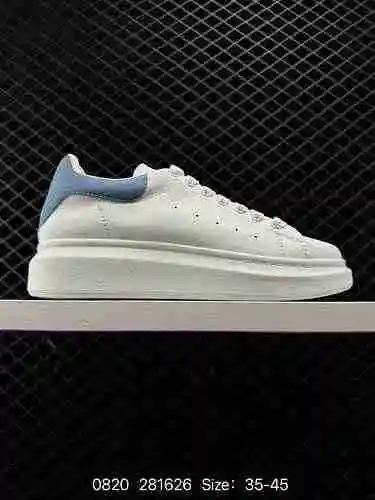 130 Marca de lujo italiana Alexander McQueen Zapatillas de deporte de cuero con suela baja, moda sup