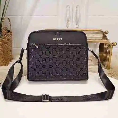 GUCCI Bolso bandolera exclusivo para hombre Gucci hecho de material de lona importado, bolsa de rega