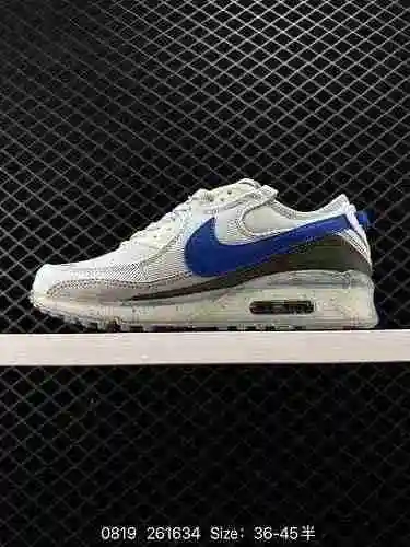 La zapatilla casual retro Nike Air Max Terrascape 9 innova el diseño de la suela y crea una aparienc