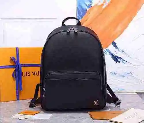 La mochila exclusiva para hombre LV está hecha de cuero original importado de primer nivel y una ver