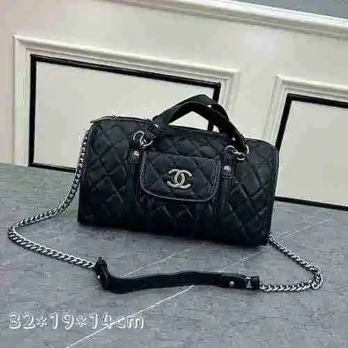 El bolso Chanel Chanel está hecho de material de lona importado con una bolsa de regalo de entrega d