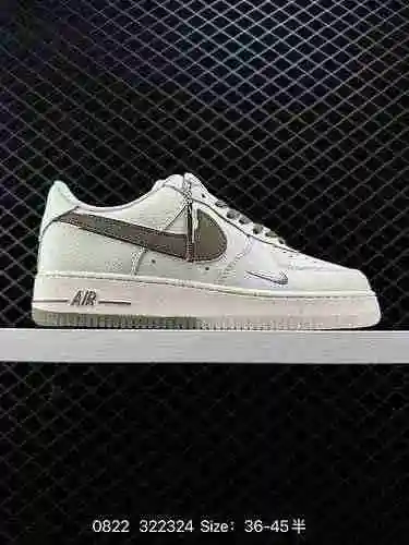 El Air Force One 2 Air Force '7 LV8 adopta una herramienta con una apariencia general, apariencia gr