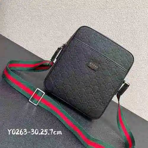 Bolso bandolera GUCCI Gucci para hombre hecho de material de lona importado, bolsa de regalo con ent