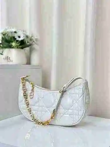 DIOR Dior Underarm Bag adopta una versión de réplica de alta gama de cuero original importado de pri