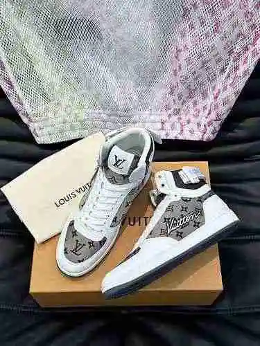 Zapato LV Hombre Código: 0817B60 Talla: 38-44 (45 personalizados sin devolución ni cambio)