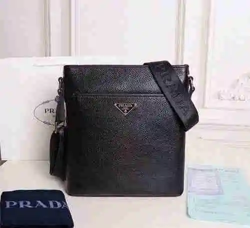 PRADA Bolso bandolera exclusivo de Prada para hombre hecho de material de lona importado, bolsa de r