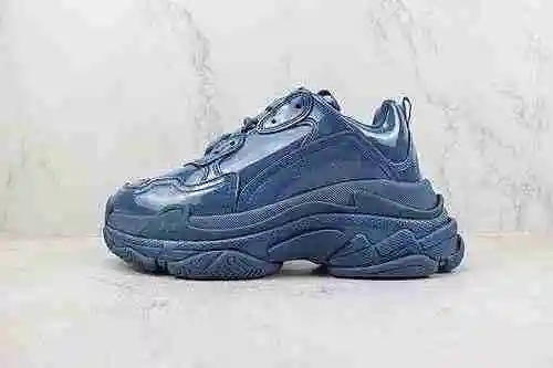 D00 | Soporte tienda lanzamiento i8 Balenciaga Balenciaga Triple S charol marino azul L6