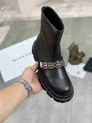Zapato de mujer Givenchy Código: 0809C50 Talla: 35-41